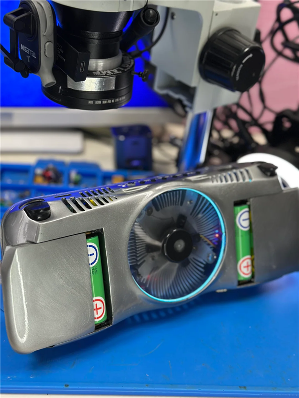 GTX 750显卡风扇上掌机！玩家自制PS4掌机V2：7英寸OLED 