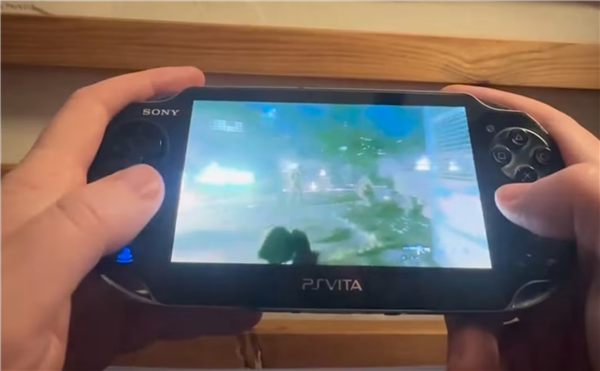 15年前的PS Vita能玩现代Xbox游戏了！不靠模拟器
